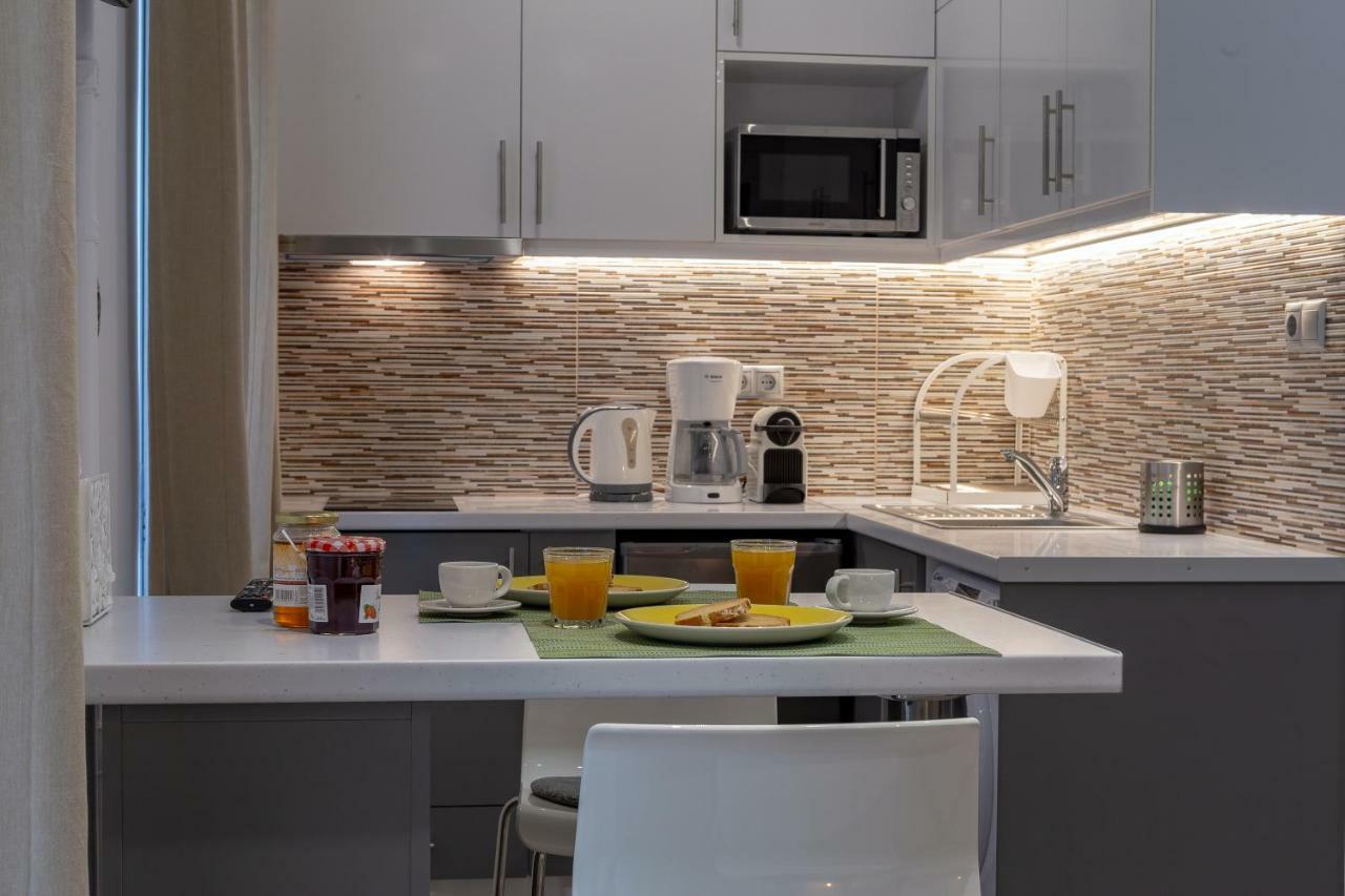 Gazi Square Luxury Studio Apartamento Atenas Exterior foto